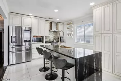 47 Cherokee Ave, Rockaway Township, NJ 07866 - Photo 15