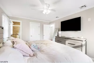 12 Mile Dr, Chester, NJ 07930 - Photo 13