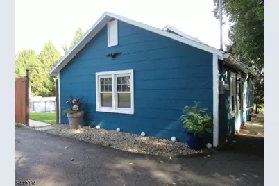 223 Washburn Ave, Washington Township, NJ 07882 - Photo 5