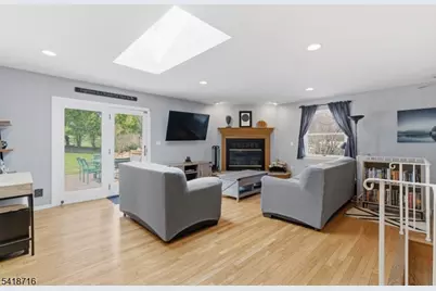 42 W Lake Shore Dr, Rockaway Township, NJ 07866 - Photo 5