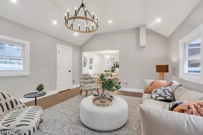 326 Saint Cloud Ave, West Orange Township, NJ 07052 - Photo 19