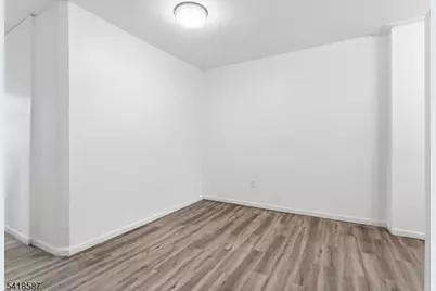 5 Elm St #3, Newark, NJ 07102 - Photo 3