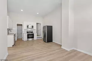 129 Main St, Bloomingdale, NJ 07403 - Photo 7