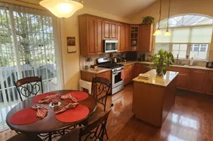 14 Fehervari Ct, Franklin Township, NJ 08873 - Photo 5