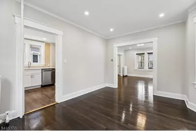 32 Edgewood Rd, Glen Ridge, NJ 07028 - Photo 9