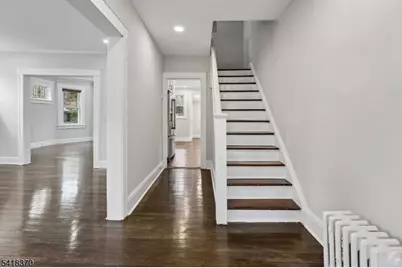 32 Edgewood Rd, Glen Ridge, NJ 07028 - Photo 5