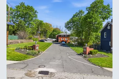 45 Wilfred St, West Orange Township, NJ 07052 - Photo 3