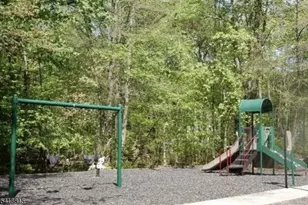 4607 Tudor Dr, Pequannock Township, NJ 07444 - Photo 15