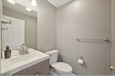 11 Freedom Ct #11, Montville Township, NJ 07045 - Photo 9