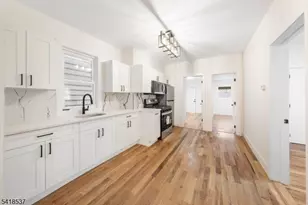 41 New St, Jersey City, NJ 07305 - Photo 3