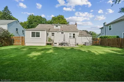 517 Ashwood Rd, Springfield, NJ 07081 - Photo 15