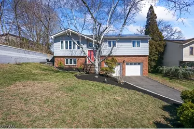 15 Wanda Ct, Clifton, NJ 07014 - Photo 1