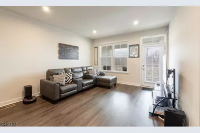 18 Sparrowhawk St, Washington Township, NJ 07882 - Photo 9