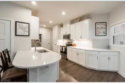 18 Sparrowhawk St, Washington Township, NJ 07882 - Photo 7