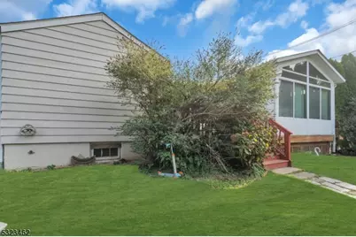 2801 Dewitt Ter, Linden, NJ 07036 - Photo 19