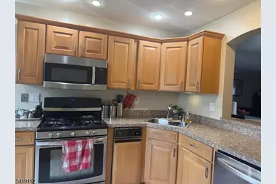 227 English Pl, Bernards Township, NJ 07920 - Photo 13