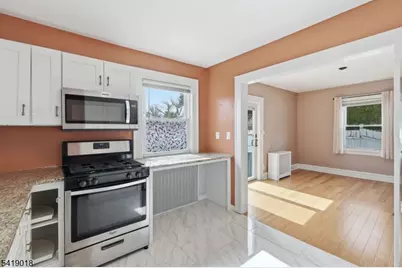 42 Hazel Ave, West Orange Township, NJ 07052 - Photo 11