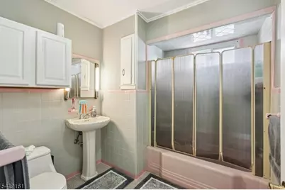 185 Trenton Ave, Paterson, NJ 07503 - Photo 33
