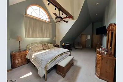 507 Stalevicz Ln, Rahway, NJ 07065 - Photo 15