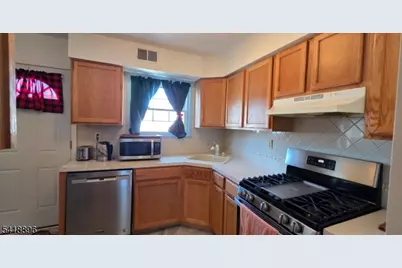 173 Cynthia Dr #E, Mansfield Township, NJ 07840 - Photo 11