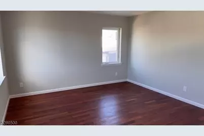 560 N 11th St, Newark, NJ 07107 - Photo 9