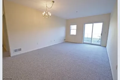 37 Park Edge, Berkeley Heights Township, NJ 07922 - Photo 7