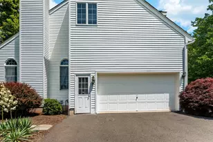 2 Seminole Rd, Montgomery Township, NJ 08558 - Photo 3