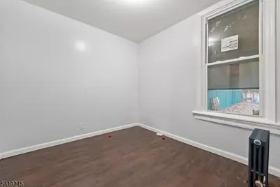 21 Olive St, Paterson, NJ 07501 - Photo 7