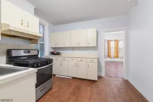 21 Olive St, Paterson, NJ 07501 - Photo 9