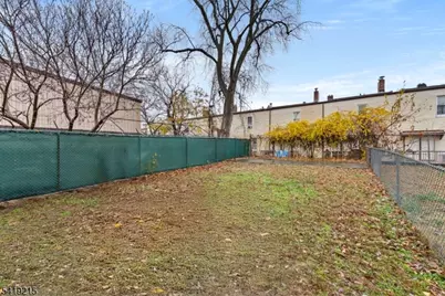 21 Olive St, Paterson, NJ 07501 - Photo 3