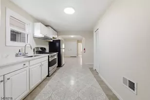 216 Delaware St, Elizabeth, NJ 07206 - Photo 9