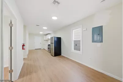 216 Delaware St, Elizabeth, NJ 07206 - Photo 21