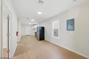 216 Delaware St, Elizabeth, NJ 07206 - Photo 21