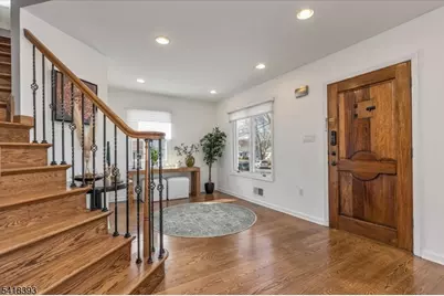 10 Tulip Ct, Kenilworth, NJ 07033 - Photo 3