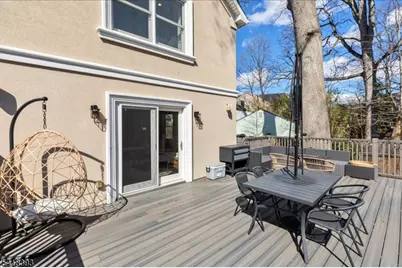 10 Tulip Ct, Kenilworth, NJ 07033 - Photo 31