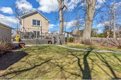 10 Tulip Ct, Kenilworth, NJ 07033 - Photo 35