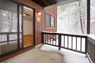 20 Augusta Dr, Vernon, NJ 07462 - Photo 11