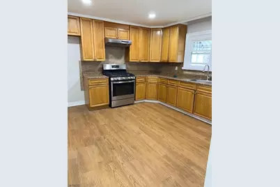 2021 Tyler St, Union Township, NJ 07083 - Photo 7