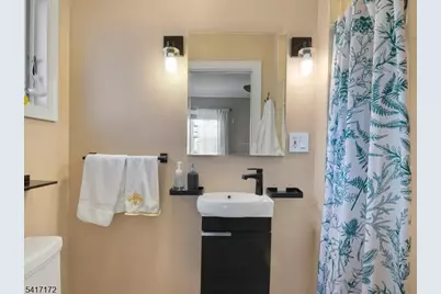 20 Forest Ave, Hawthorne, NJ 07506 - Photo 21