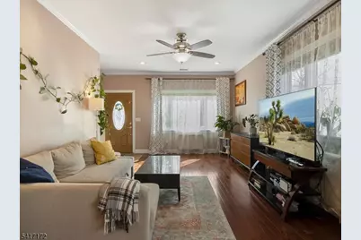 20 Forest Ave, Hawthorne, NJ 07506 - Photo 5