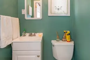 8 Appleton Rd, Bloomfield Twp., NJ 07003 - Photo 23