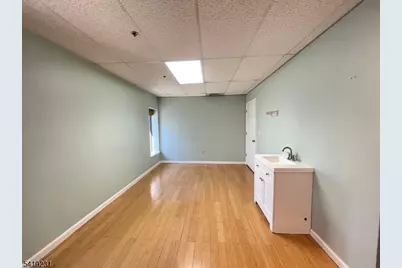 292 Bloomfield Ave, Montclair, NJ 07042 - Photo 13