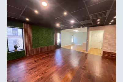 292 Bloomfield Ave, Montclair, NJ 07042 - Photo 9