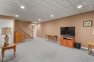 57 Paderewski Rd, Jefferson Township, NJ 07438 - Photo 25