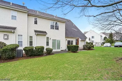 118 Cambridge Dr, Nutley, NJ 07110 - Photo 39