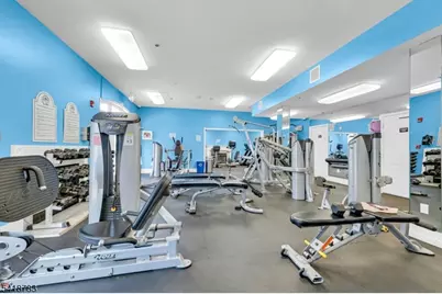 118 Cambridge Dr, Nutley, NJ 07110 - Photo 45