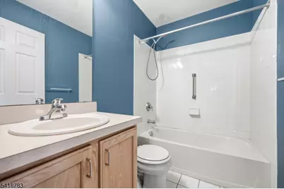 118 Cambridge Dr, Nutley, NJ 07110 - Photo 35