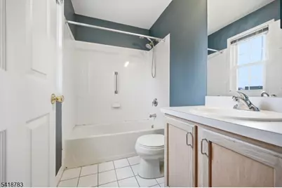 118 Cambridge Dr, Nutley, NJ 07110 - Photo 31