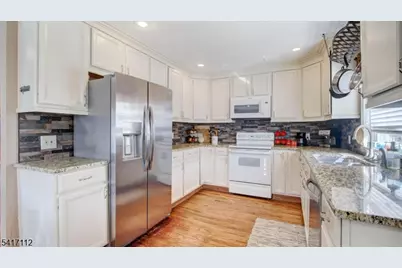 405 Cherry Ridge Rd, Vernon, NJ 07422 - Photo 13