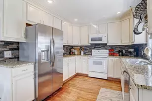 405 Cherry Ridge Rd, Vernon, NJ 07422 - Photo 13